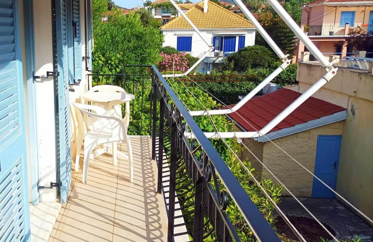 Lourantos Bayside Apartments Vathy  Exterior foto
